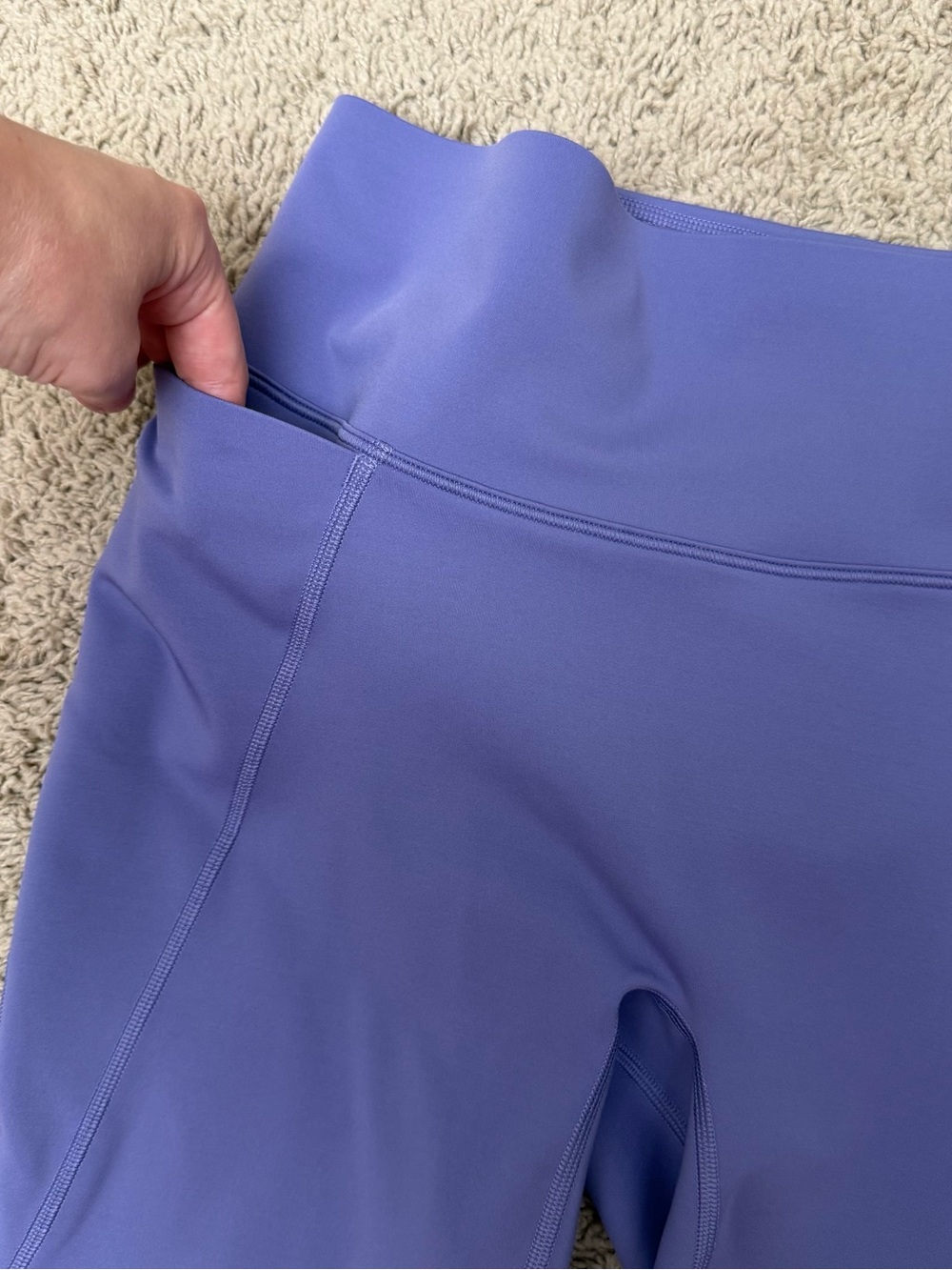 Nike Universa High-Waisted Biker Shorts - Picture 5 of 12